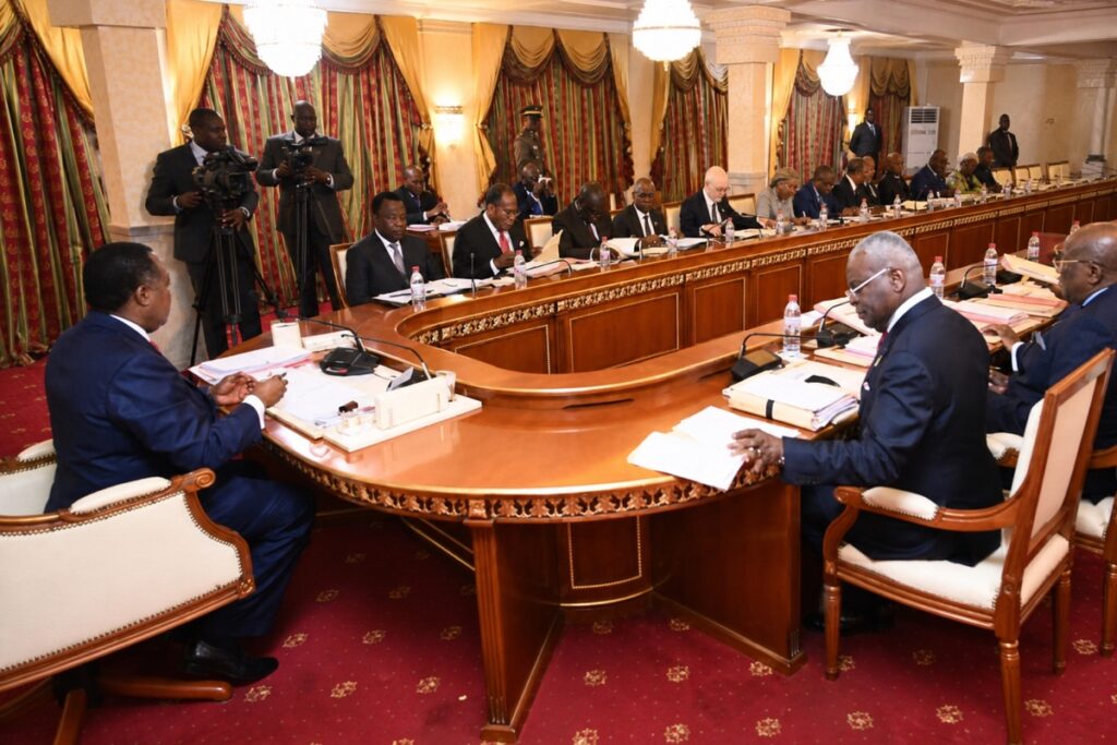 Makosso Keeps Helm as Congo Reshuffles Cabinet
