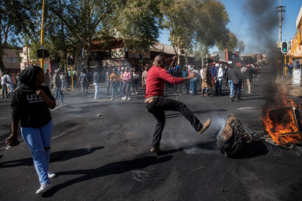 Congo Flies Citizens Home From South Africa Unrest